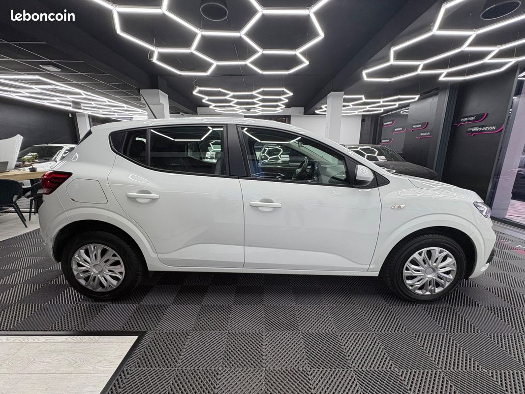 DACIA SANDERO TCe 90 - 22 (image 8)
