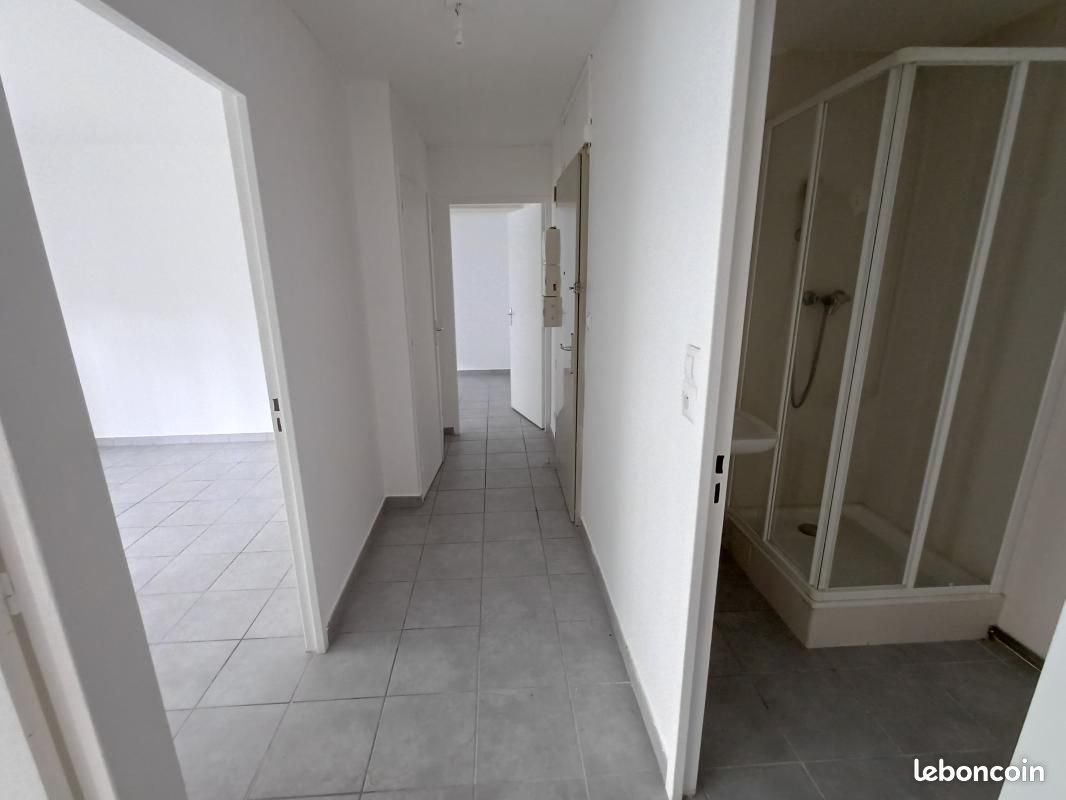 Appartement 2 pièces 42 m² · à Le Péage-de-Roussillon · 42 m² · 433 €