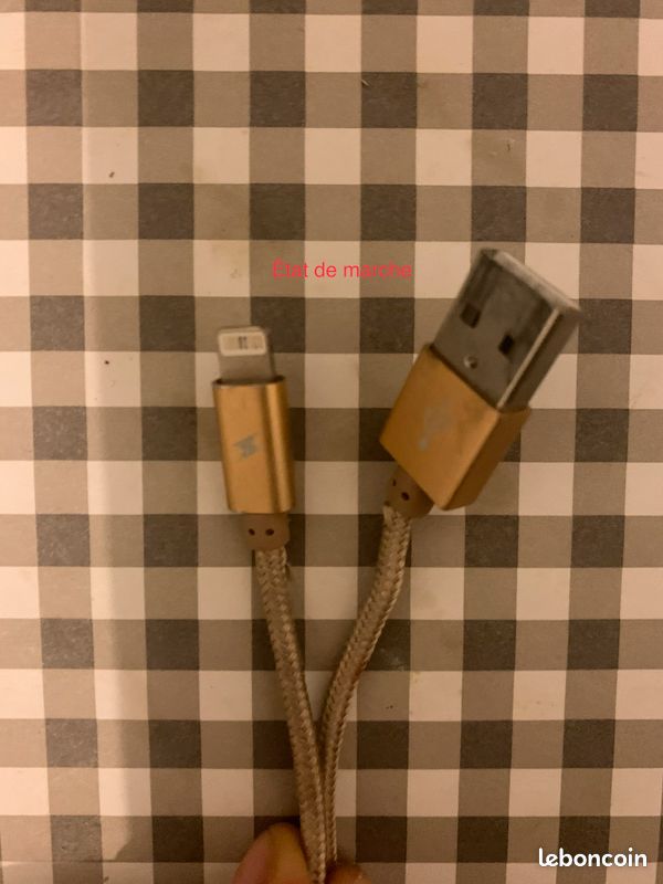 Lot de smartphone + chargeur iPhone 6 (image 9)