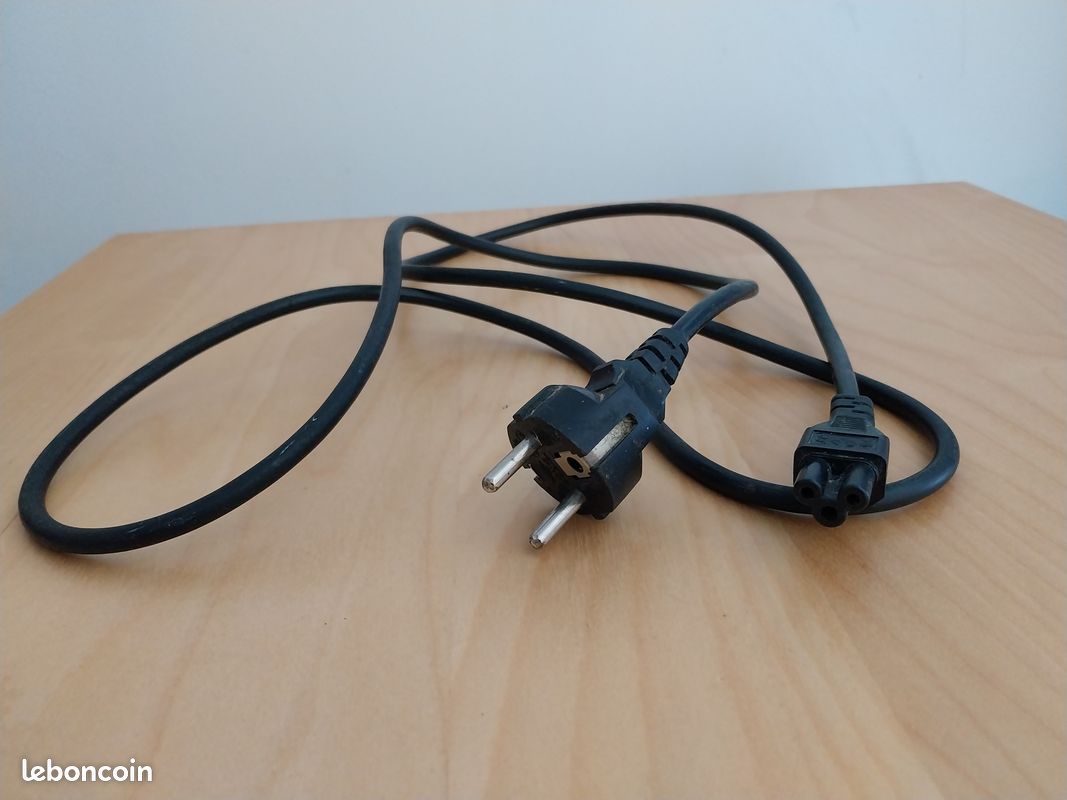 Câble d'ALIMENTATION - C5 (image 1)