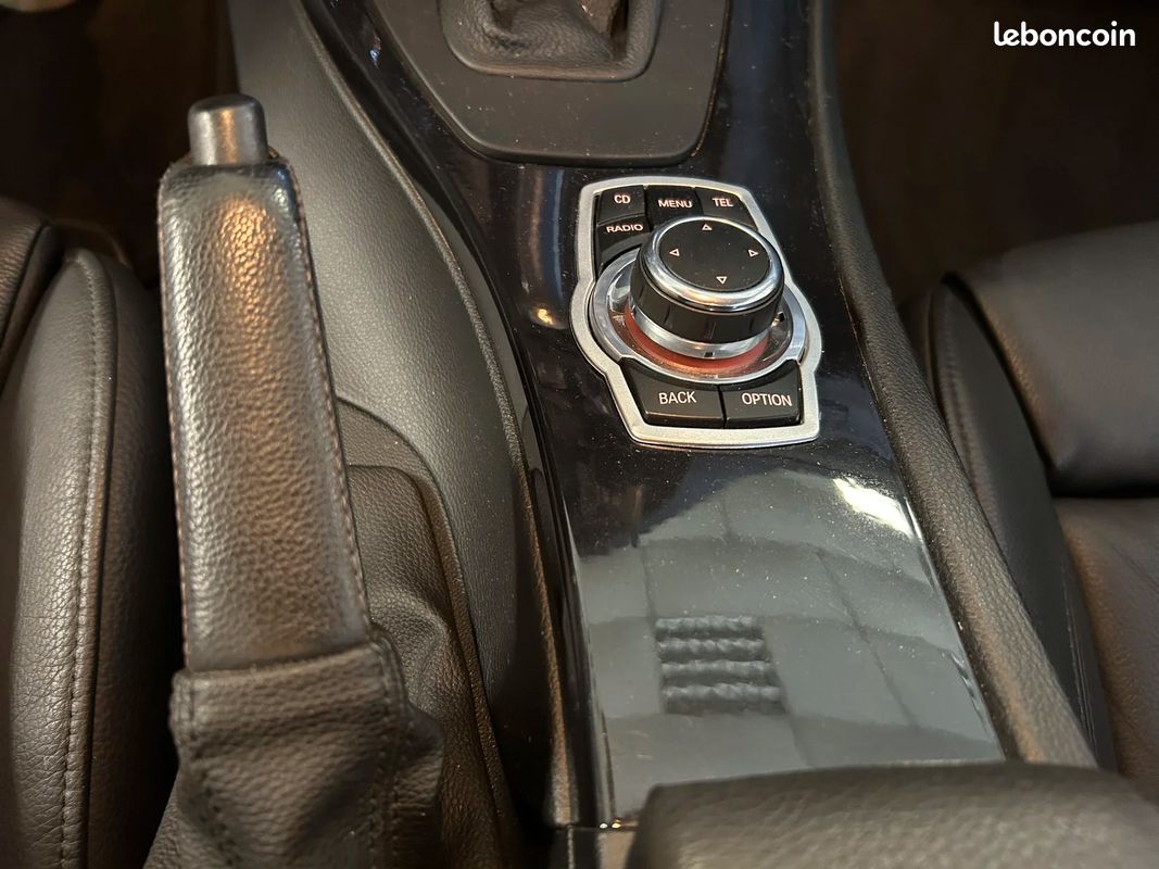 Bmw SERIE 3 E92 LUXE LCI Coupé 320d 184 cv Boîte auto / Suivi D'entretien Complet (image 33)
