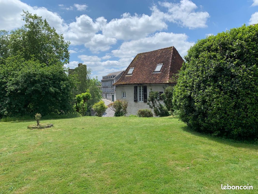 Maison 9 pièces 116 m² · à Lescar · 116 m² · 270 000 €