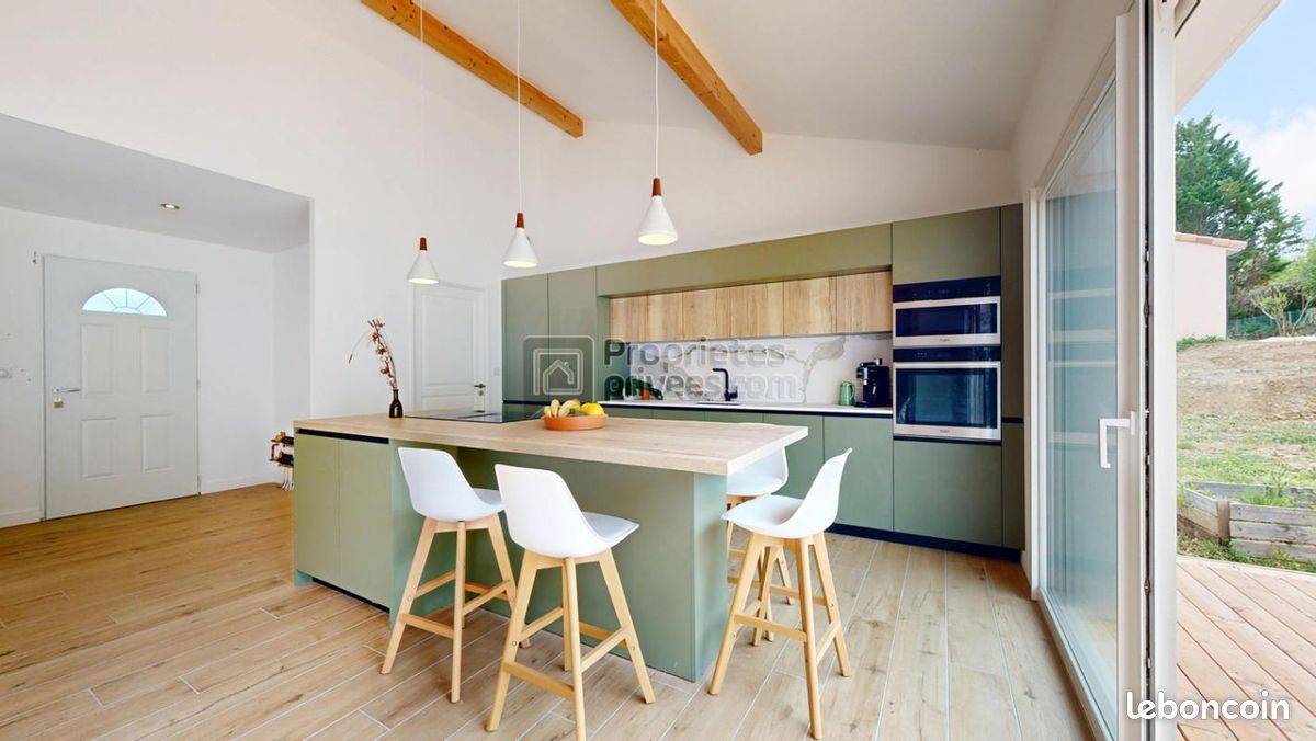 Maison 5 pièces 150 m² · à Lacroix-Falgarde · 150 m² · 610 000 €