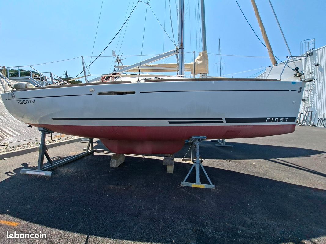 First 20 — View photo 1