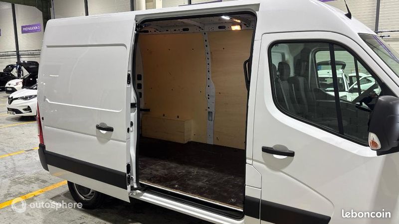 Renault Master Véhicule utilitaire ou Société F3500 L2H2 2.3 Blue dCi 135ch Confort Euro6E (image 20)