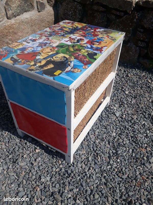 Table de chevet comics (image 3)