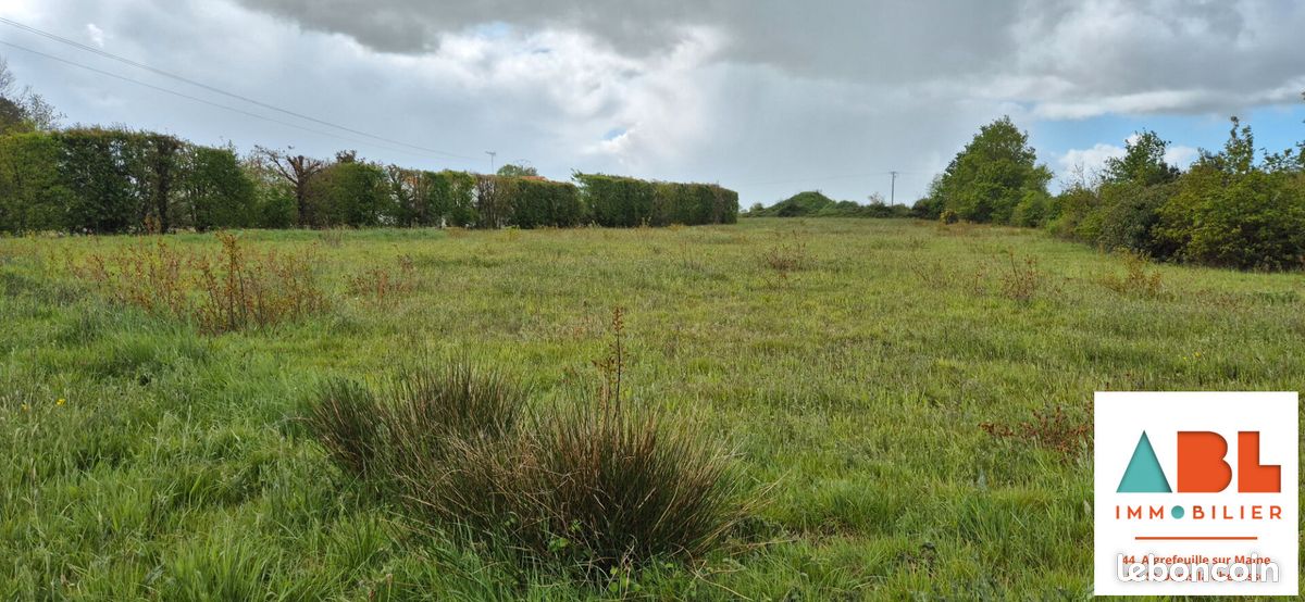Terrain 3100 m² SAINT ETIENNE DE MER MORTE (image 1)
