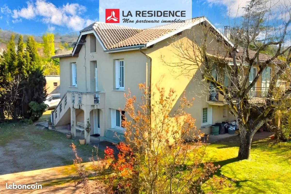 Maison 9 pièces 237 m² · à Revel · 237 m² · 295 000 €