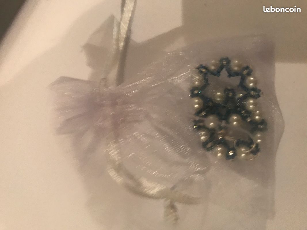 Boucles d'oreilles pendantes Flocon étoilé (image 2)