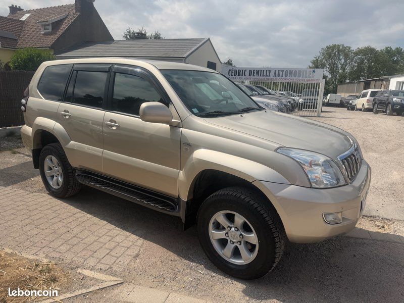 Toyota Land Cruiser KDJ 120 3,0 D4D 173ch BVA VIP (image 2)