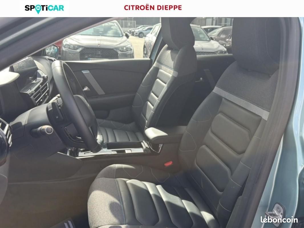 Citroën C4 PureTech 130 S&S EAT8 Shine (image 9)