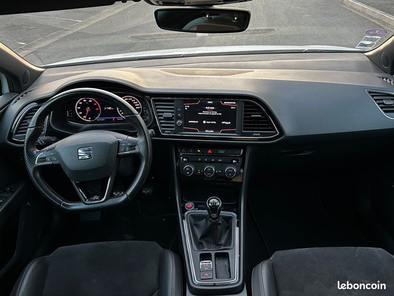 SEAT LEON III 5F1 Phase 2 1.4 TSi 150ch FR - Apple CarPlay - Caméra de recul - KeyLess - Démarrage sans clé - Full Led - Crit’air 1 (image 8)