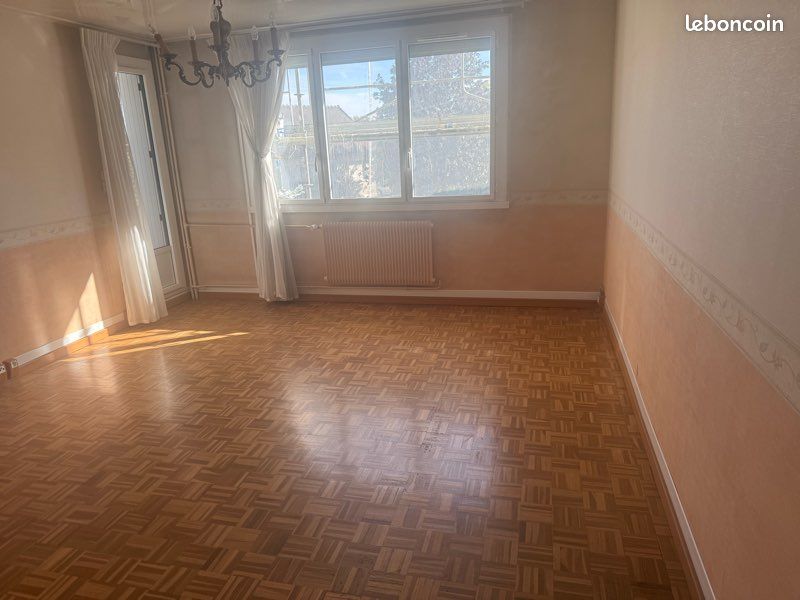 Appartement 3 pièces 52 m² · à Saint-Fargeau-Ponthierry · 52 m² · 980 €/mois