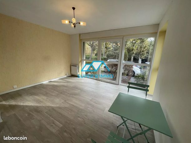 Studio 1 pièce 32 m²