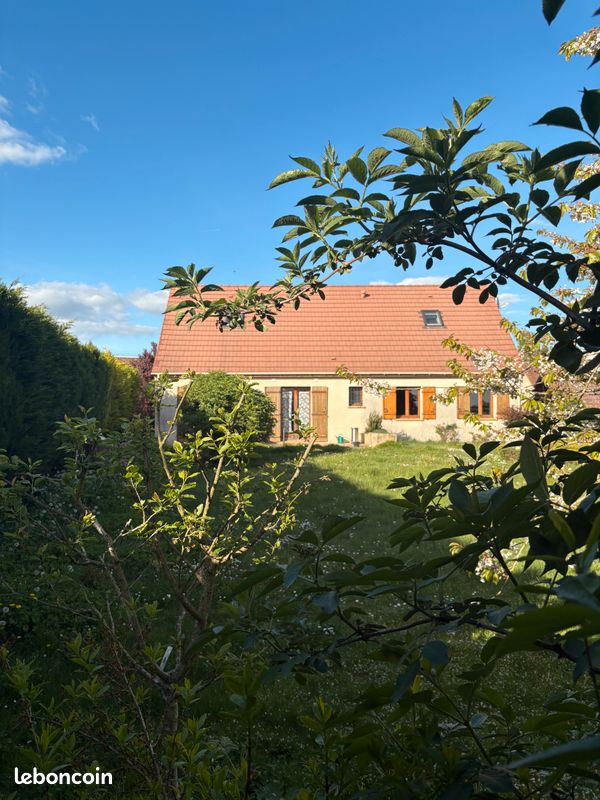Maison 6 pièces 150 m² · à Rambouillet · 150 m² · 279 000 €