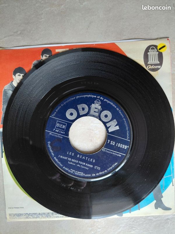 Beatles Lot 7 vinyle 45t vintage années 60 et 70 Pressage France, UK, Belgique etc.. Bon état· (image 20)