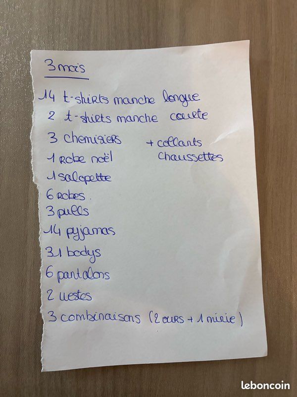 Lot de vêtement pour bébé fille 1 et 3mois (image 1)