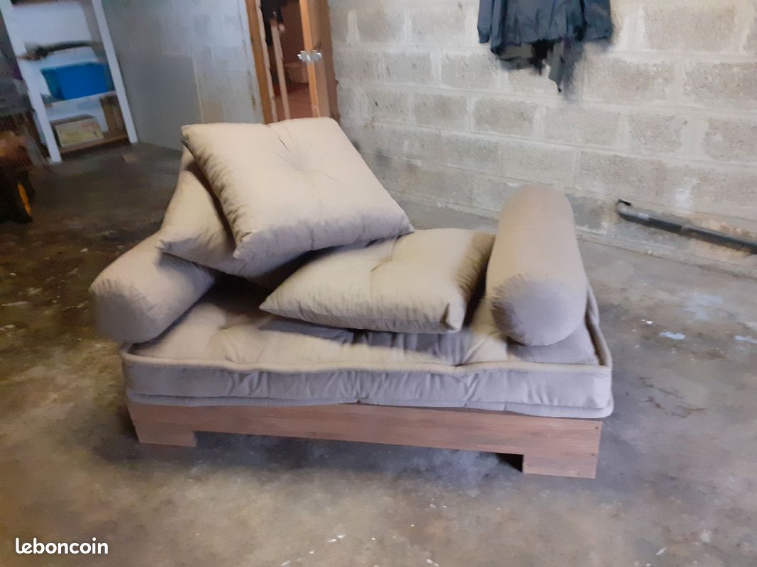 A vendre petit canape (image 1)