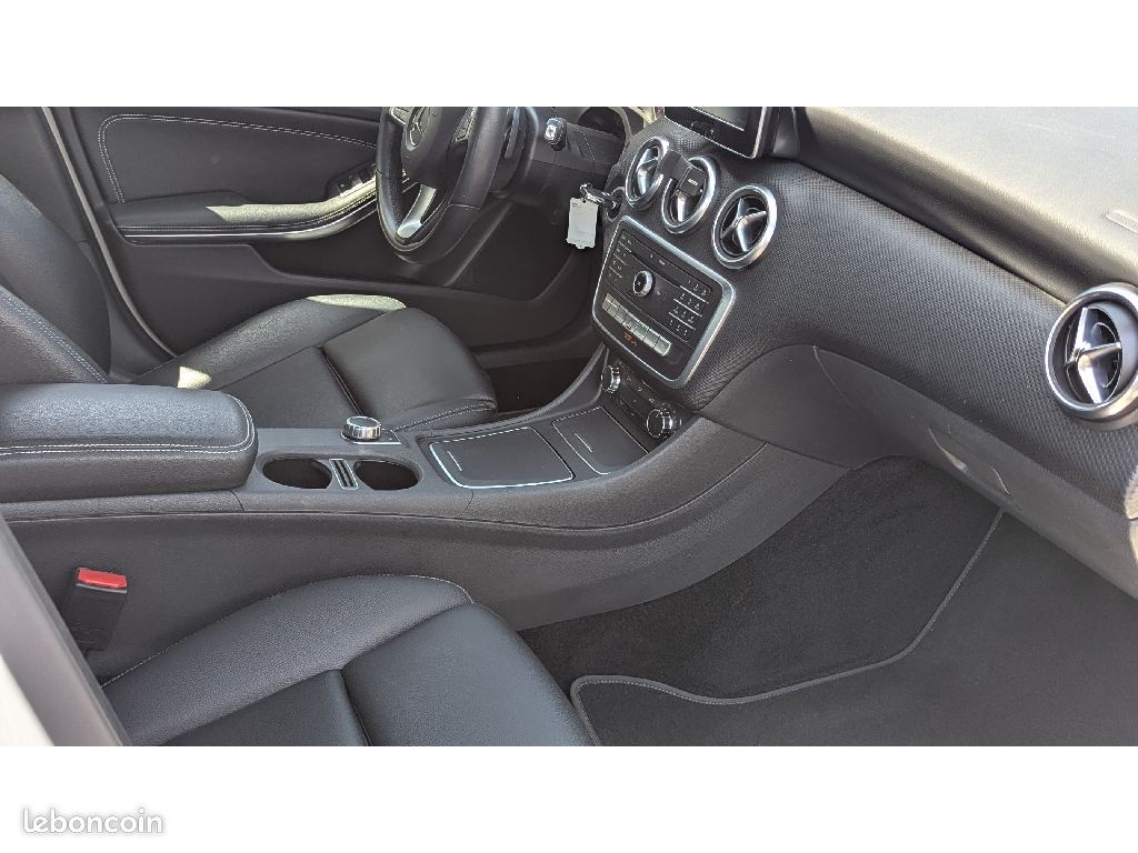 Mercedes Classe A 200 d 7G-DCT Fascination (image 6)