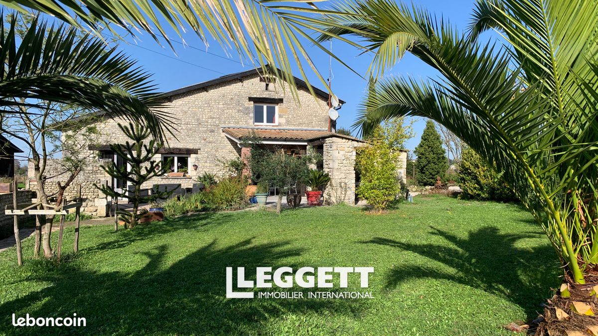 Maison 10 pièces 205 m² · à Chevanceaux · 205 m² · 275 599 €