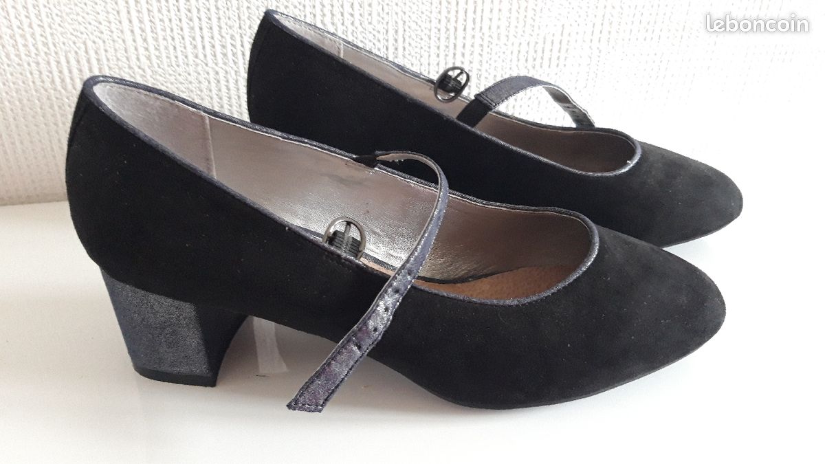 Chaussures Damart simili daim T40 (image 3)