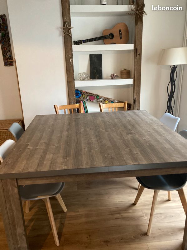 Table carrée salle à manger (image 4)