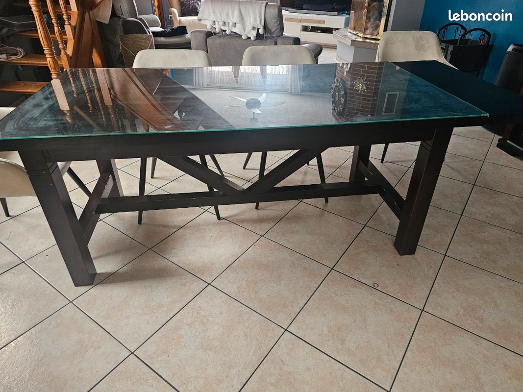 Salle à manger avec bar (image 5)