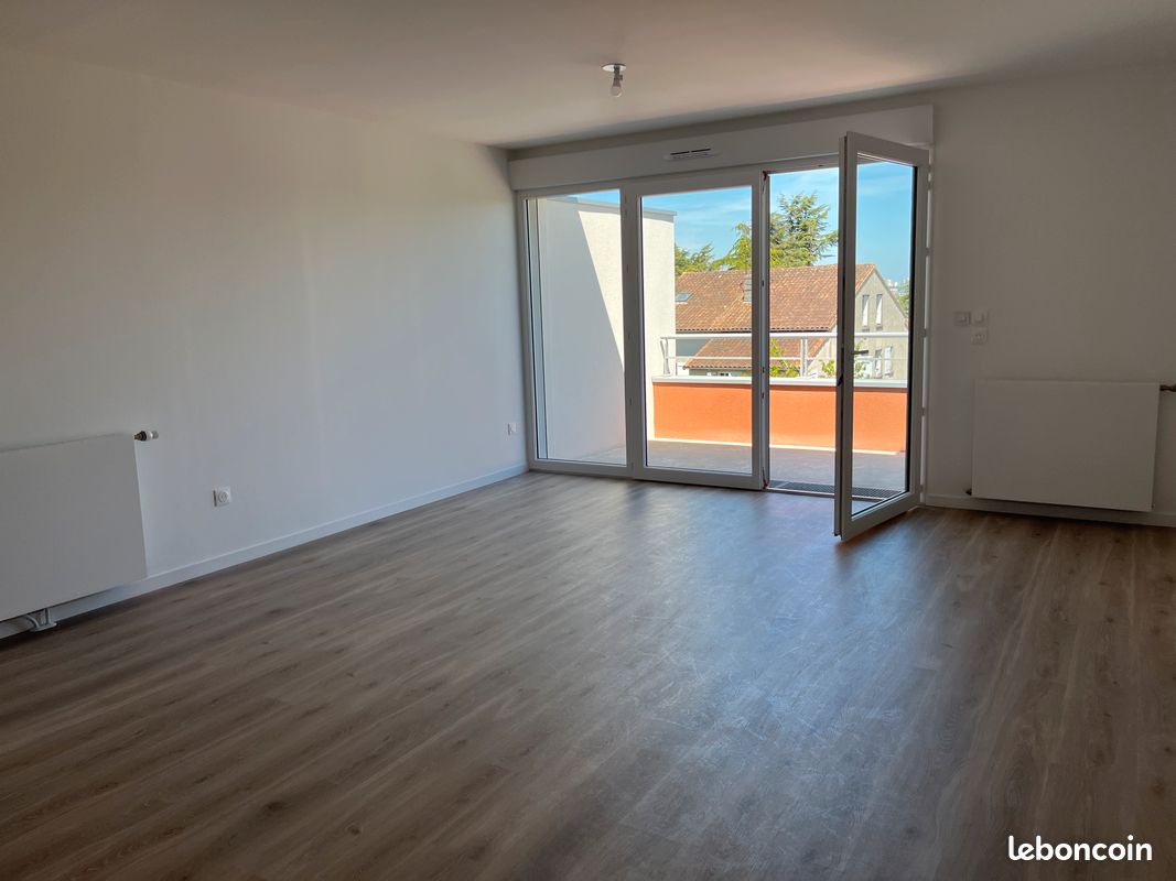 Location t3 poitiers - Poitiers 86000 (image principale 1)