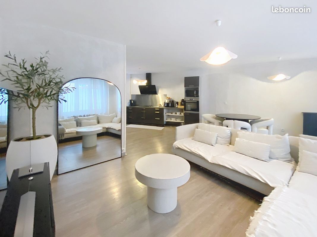 Maison 5 pièces 135 m² · à Roussillon · 135 m² · 173 000 €