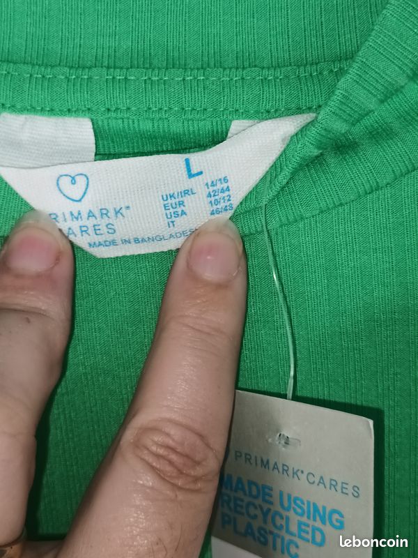 Haut court m lg vert NEUF en T42-44 (mam33133) (image 4)