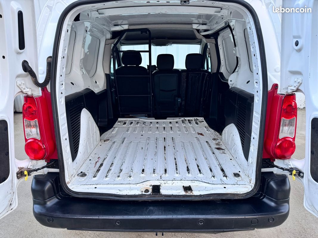 CITROEN BERLINGO II BUSINESS 1.6 HDI 90cv 3 PLACES avec PORTE LATÉRALE DROITE COULISSANTE (image 10)