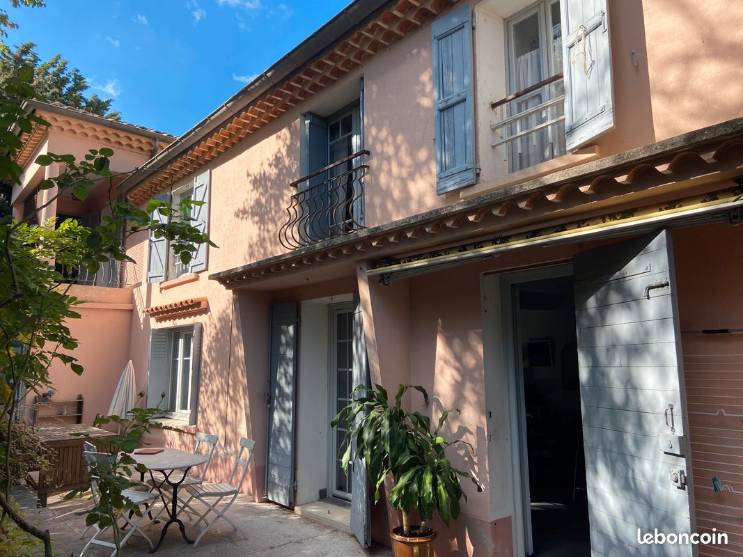 Maison 6 pièces 135 m² · à Aix-en-Provence · 135 m² · 690 000 €