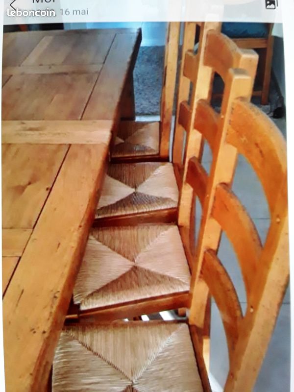 Ameublement table de salle a manger et chaises (image 2)