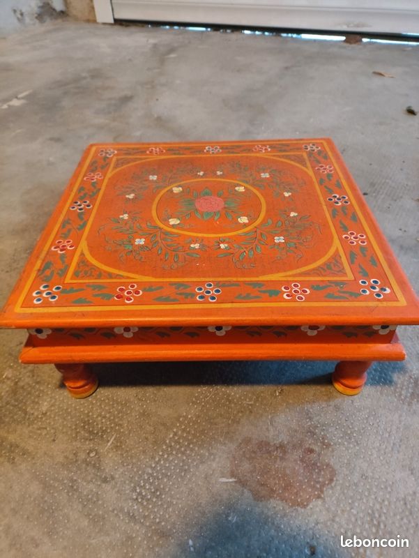 Vends petite table déco en bois (image 1)