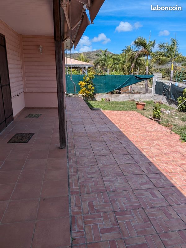 Maison 4 pièces 70 m² · à Le Vauclin · 70 m² · 235 000 €