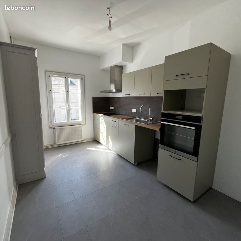 Maison 4 pièces 100 m² · à Vernou-sur-Brenne · 100 m² · 900 €/mois