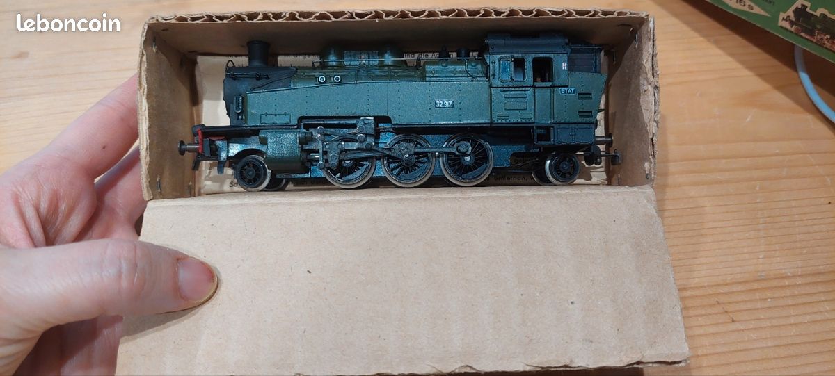 Locomotive Vapeur GUTZOLD / FULGUREX LOCO-TENDER 32917 – HO – CC – État Parfait
