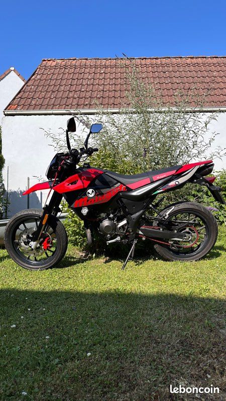 Malaguti xsm 50 Motos