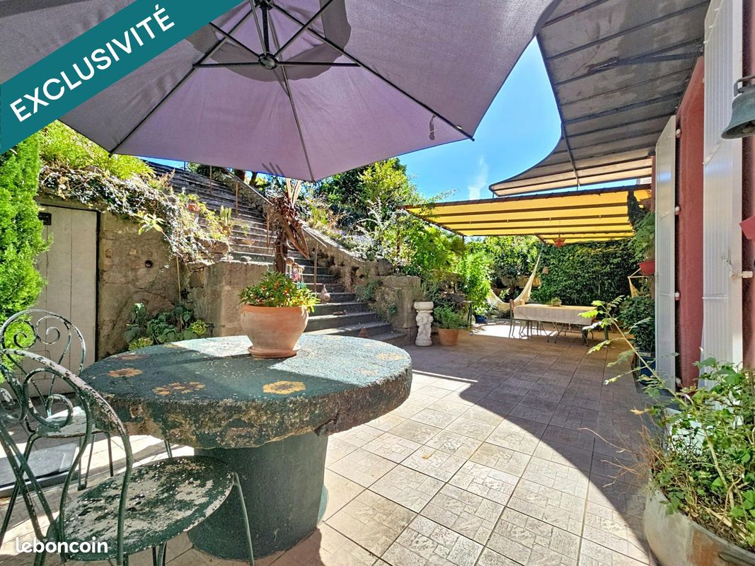 Maison 8 pièces 228 m² · à Graissessac · 228 m² · 370 000 €
