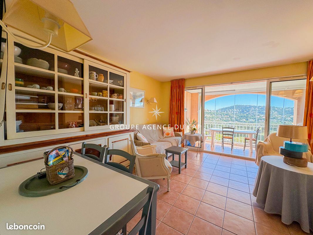 Appartement 2 pièces 35 m² · à Roquebrune-sur-Argens · 35 m² · 262 500 €