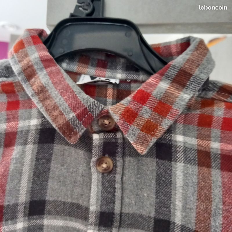 Belle Chemise Garçon Tape à L'OEIL Taille 6ans (image 6)