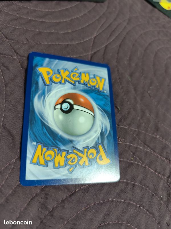 Carte pokémon brillante (image 2)
