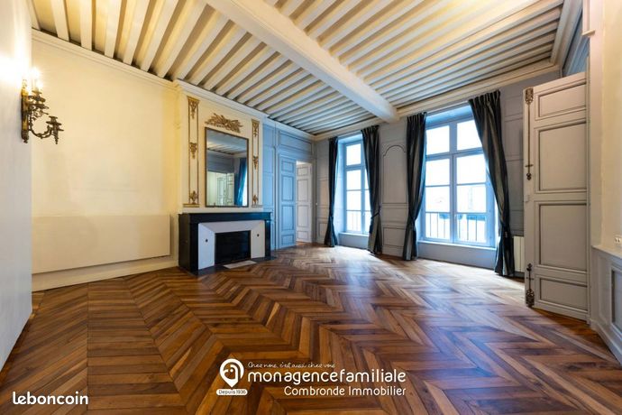 Appartement 5 pièces 184 m²
