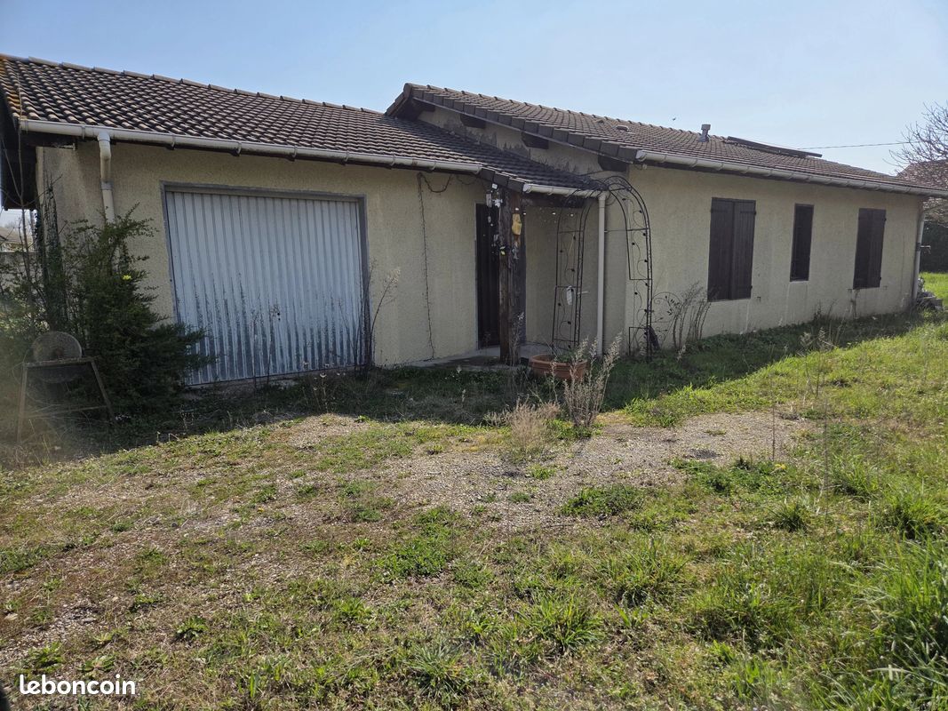 Maison 3 pièces 90 m² · à Beaurepaire · 90 m² · 150 000 €