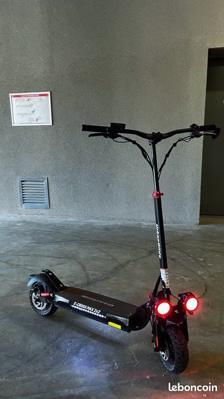 Trottinettes électriques Urban Glide E CROSS MAX 2X2 (image 1)