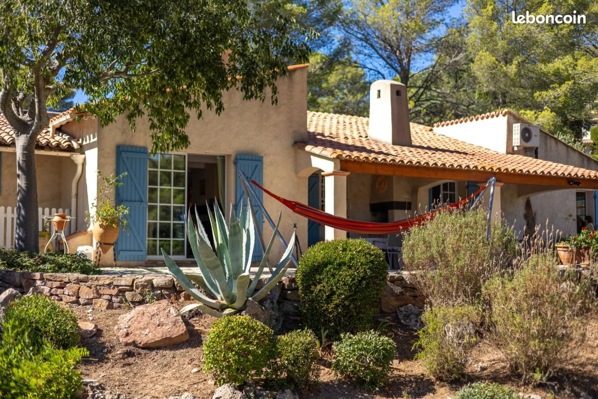 Maison 6 pièces 153 m² · à Roquebrune-sur-Argens · 153 m² · 840 000 €