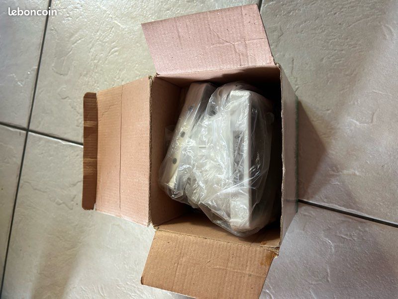 Halogène blanc Massive (image 6)