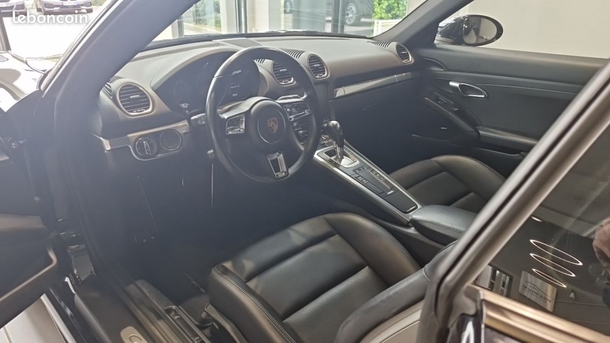 Porsche 718 Cayman S (image 8)