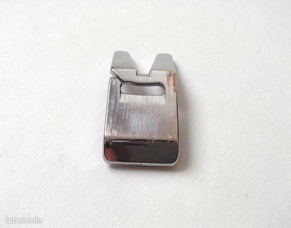 Pied presseur universel en métal 137627 pour machine à coudre Singer (image 13)