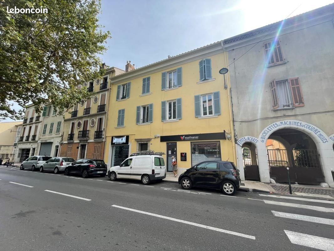 Appartement 2 pièces 39 m² · à Hyères · 39 m² · 139 000 €